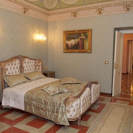 Palazzo Tilli Casoli  Bagian luar foto