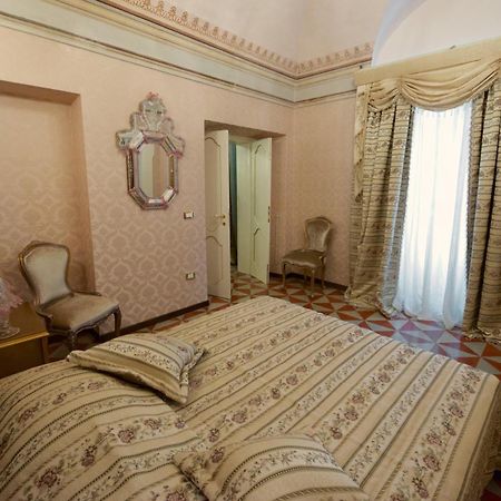 Palazzo Tilli Casoli  Bagian luar foto