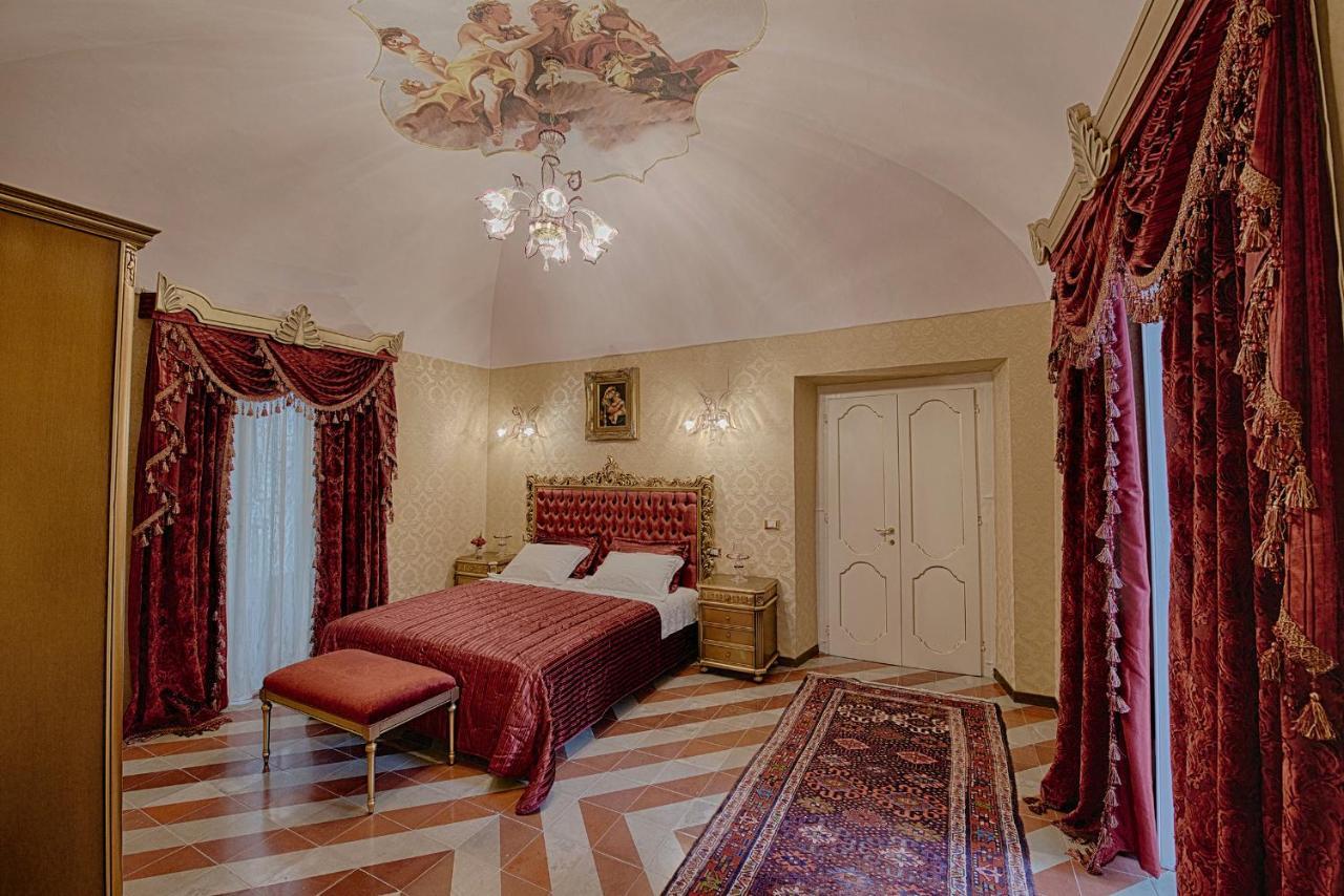 Palazzo Tilli Casoli  Bagian luar foto