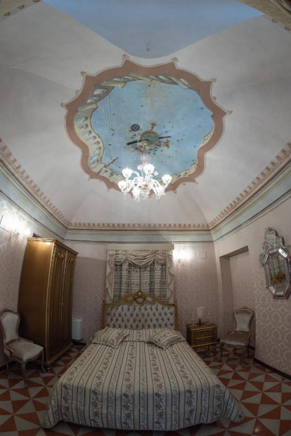 Palazzo Tilli Casoli  Bagian luar foto