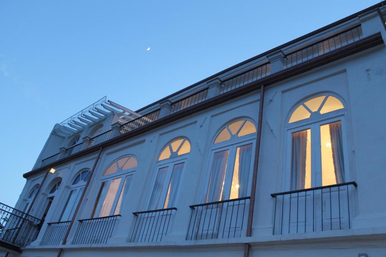 Palazzo Tilli Casoli  Bagian luar foto
