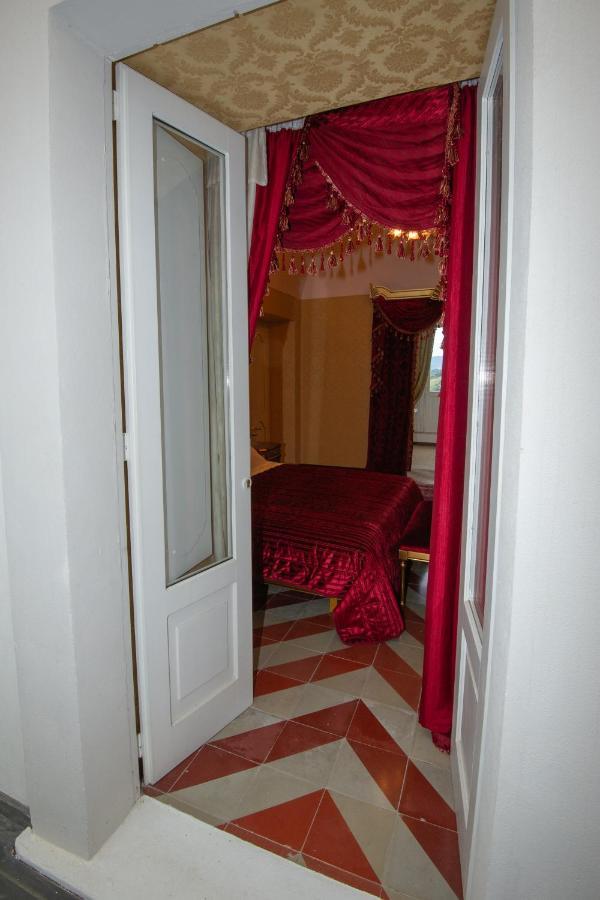 Palazzo Tilli Casoli  Bagian luar foto